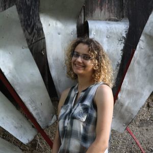 Meet your Posher, Ella